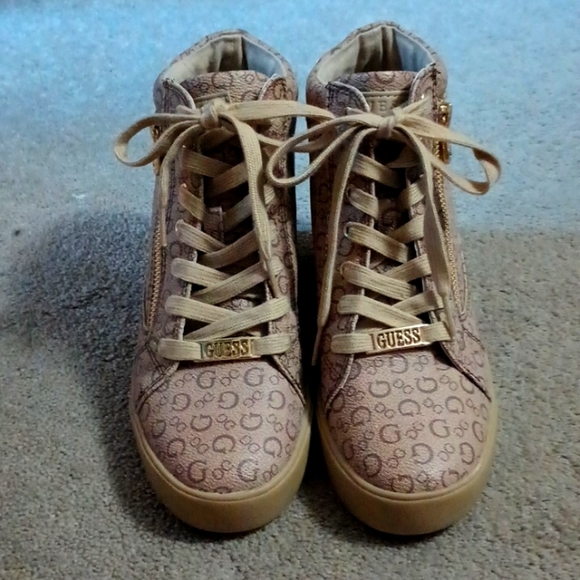 Sneaker wedges - Picture 1 of 3